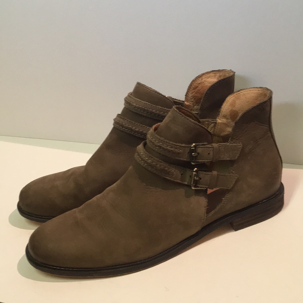 CORSO COMO suede booties